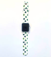 Load image into Gallery viewer, St Patrick&#39;s Day Shamrocks for Apple Watch
